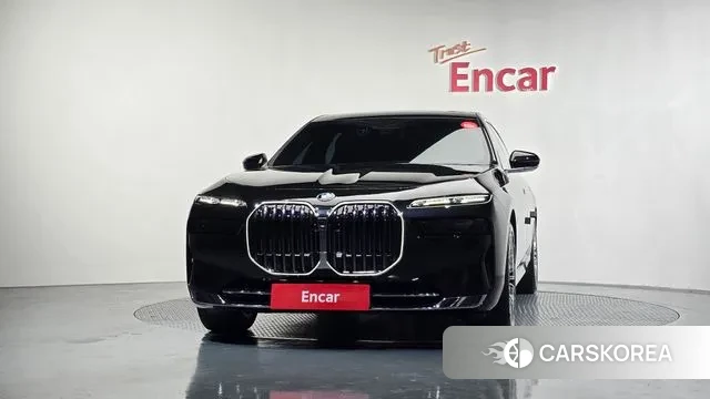 BMW 7 Series (G70) id 3333491 из Кореи 13