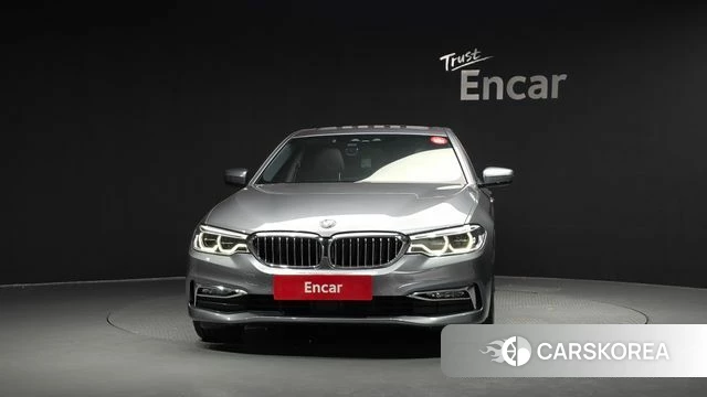 BMW 5 Series (G30) id 4918913 из Кореи 13
