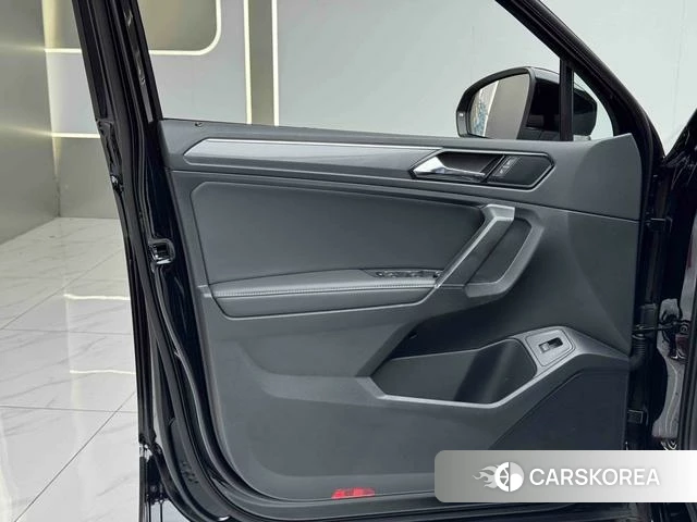 Volkswagen Tiguan L id 4314289 из Китая 11