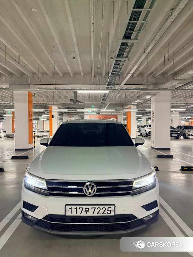 Volkswagen Tiguan Allspace 2020 Белый из Кореи, фото 3