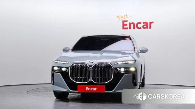 BMW 7 Series (G70) id 4560803 из Кореи 23