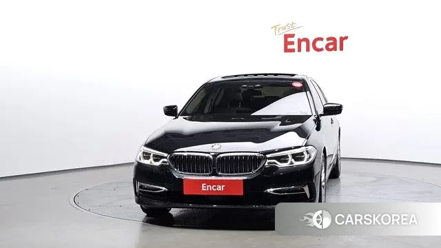 BMW 5 Series (G30) id 3417455 из Кореи 13