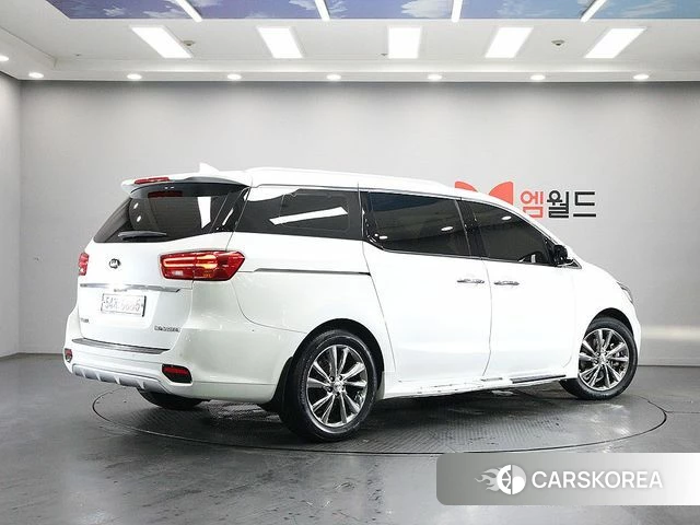 Kia The New Carnival id 4513218 из Кореи 13