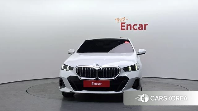 BMW 5 Series (G60) id 4380823 из Кореи 23