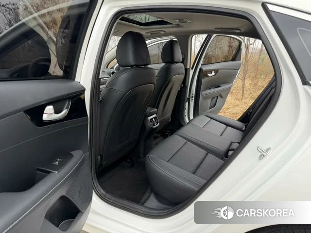 Kia K3 id 4274388 из Китая 12