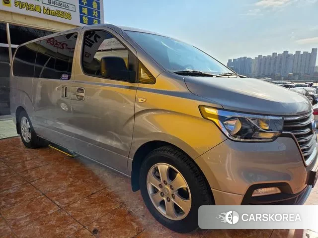 Hyundai The New Grand Starex id 3546789 из Кореи 10