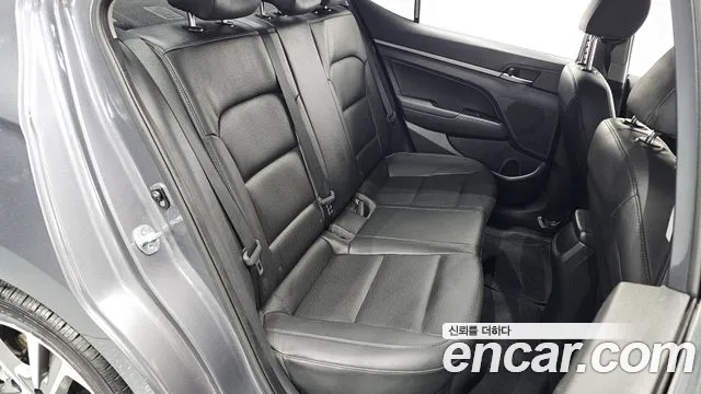 Hyundai Avante AD id 2515386 из Кореи 13