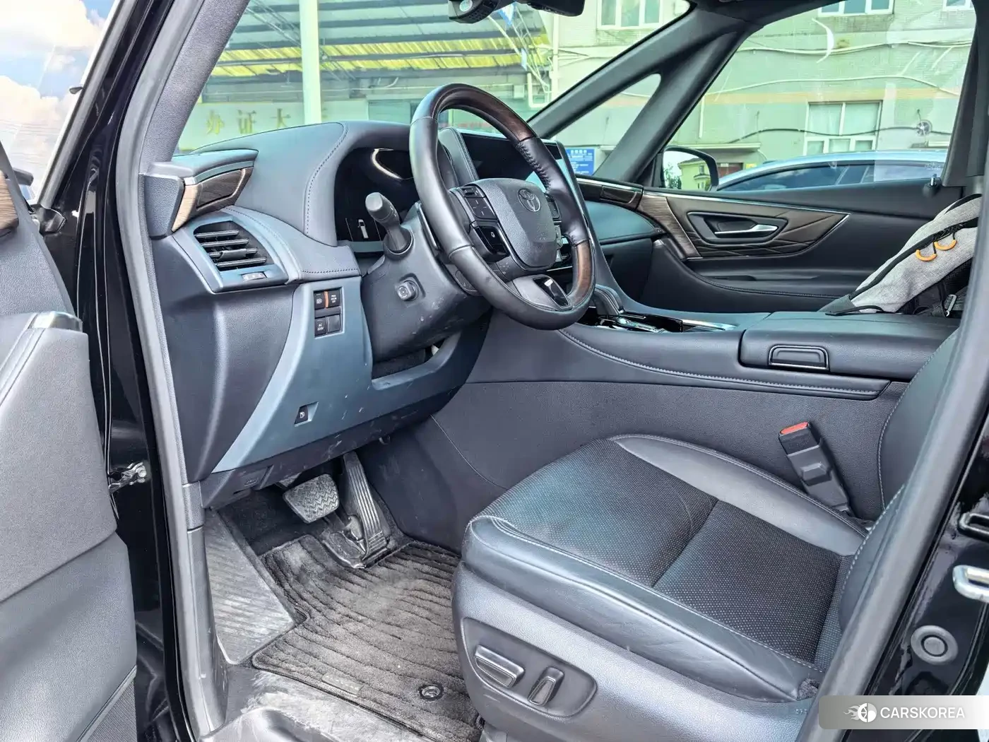 Toyota Elfa 2025 Черный из Китая, фото 3