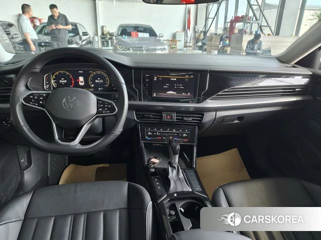 Volkswagen Passat id 4263855 из Китая 15