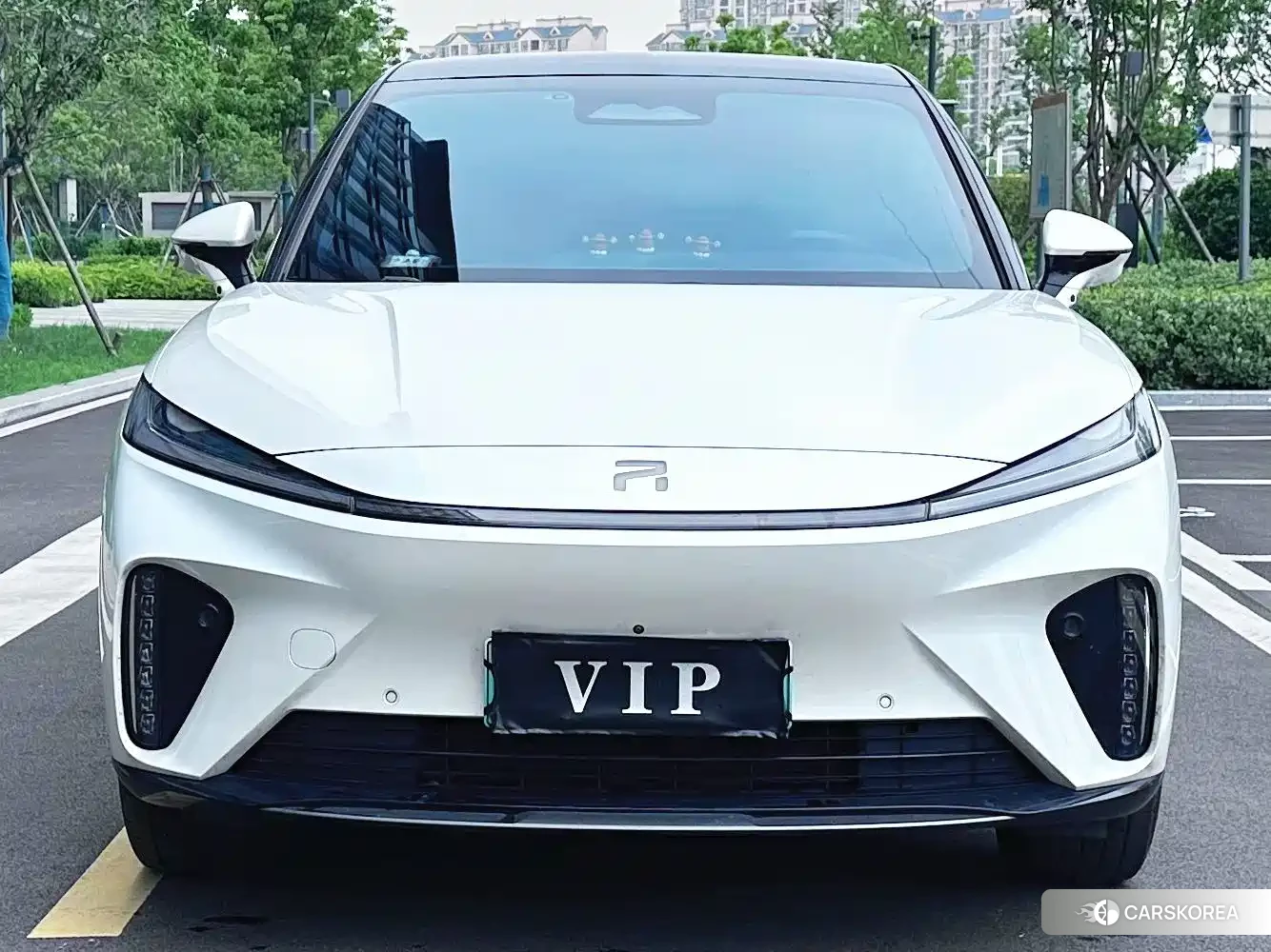 Roewe Feifan R7 2023 Белый из Китая, фото 3