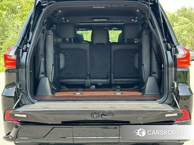 Lexus LX id 4262153 из Китая 9