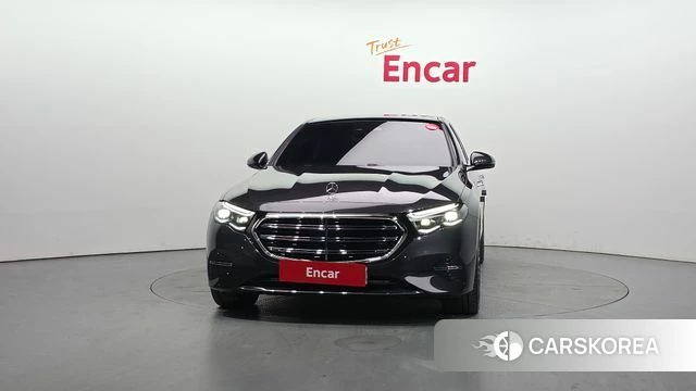 Mercedes-Benz E-Class W214 id 3876752 из Кореи 13