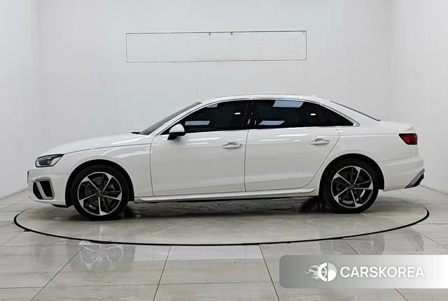 Audi A4L id 4299864 из Китая 13