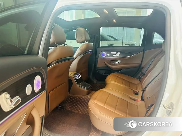 Mercedes-Benz E-class id 3888709 из Китая 3