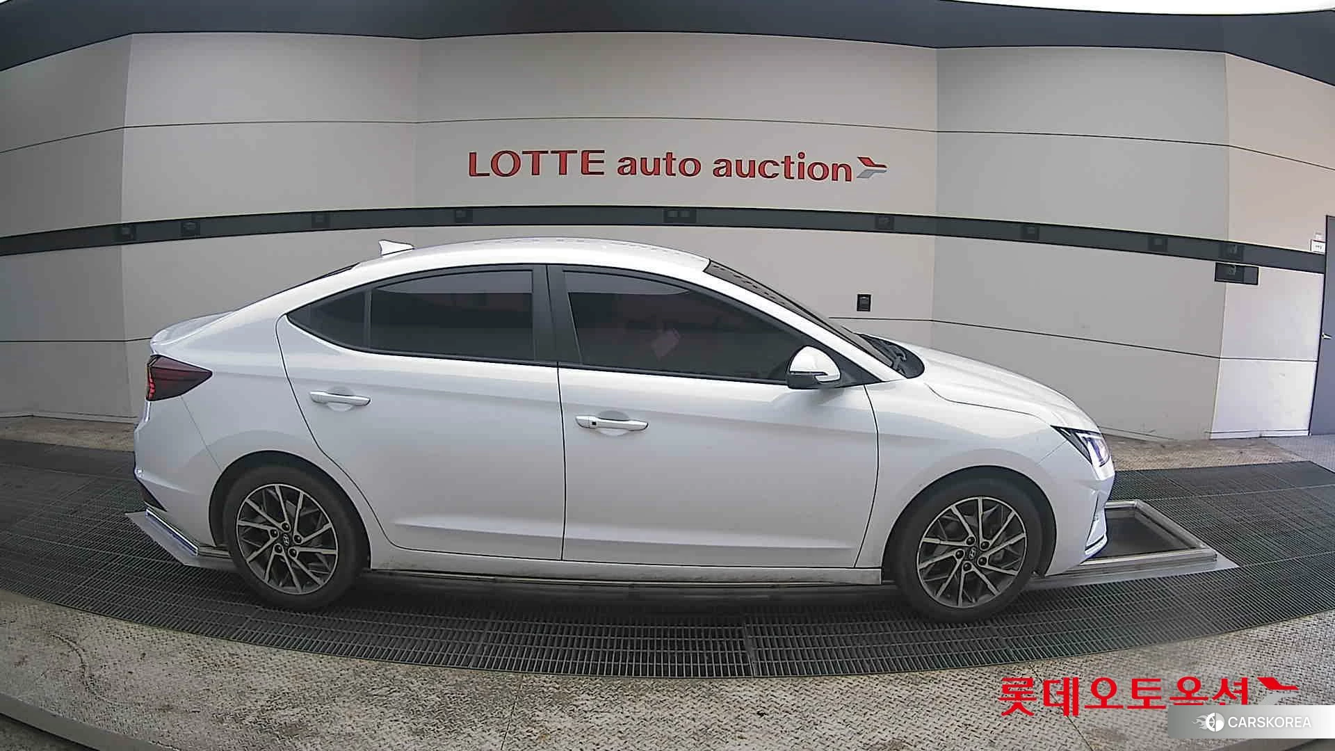 Hyundai Avante id 3882049 из Кореи 23