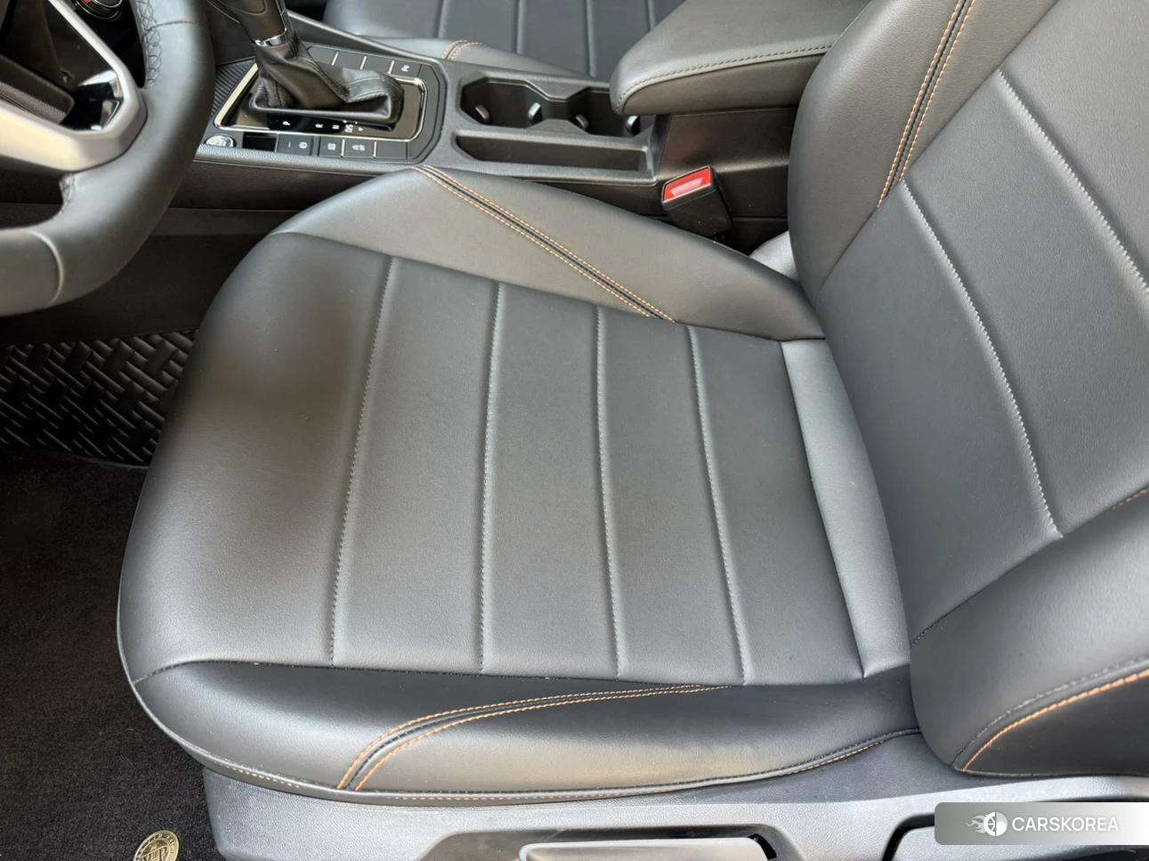Volkswagen Bora id 4513815 из Китая 19