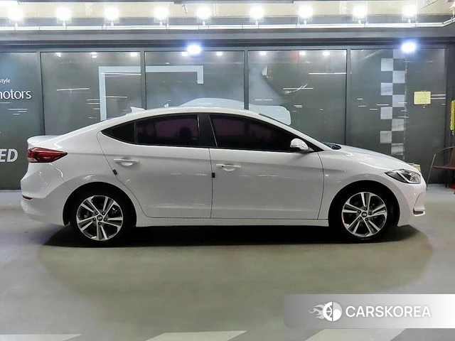 Hyundai Avante AD id 4251339 из Кореи 12