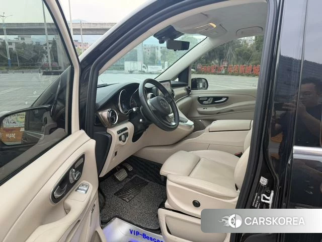 Mercedes-Benz V-class 2024 Черный из Китая, фото 3