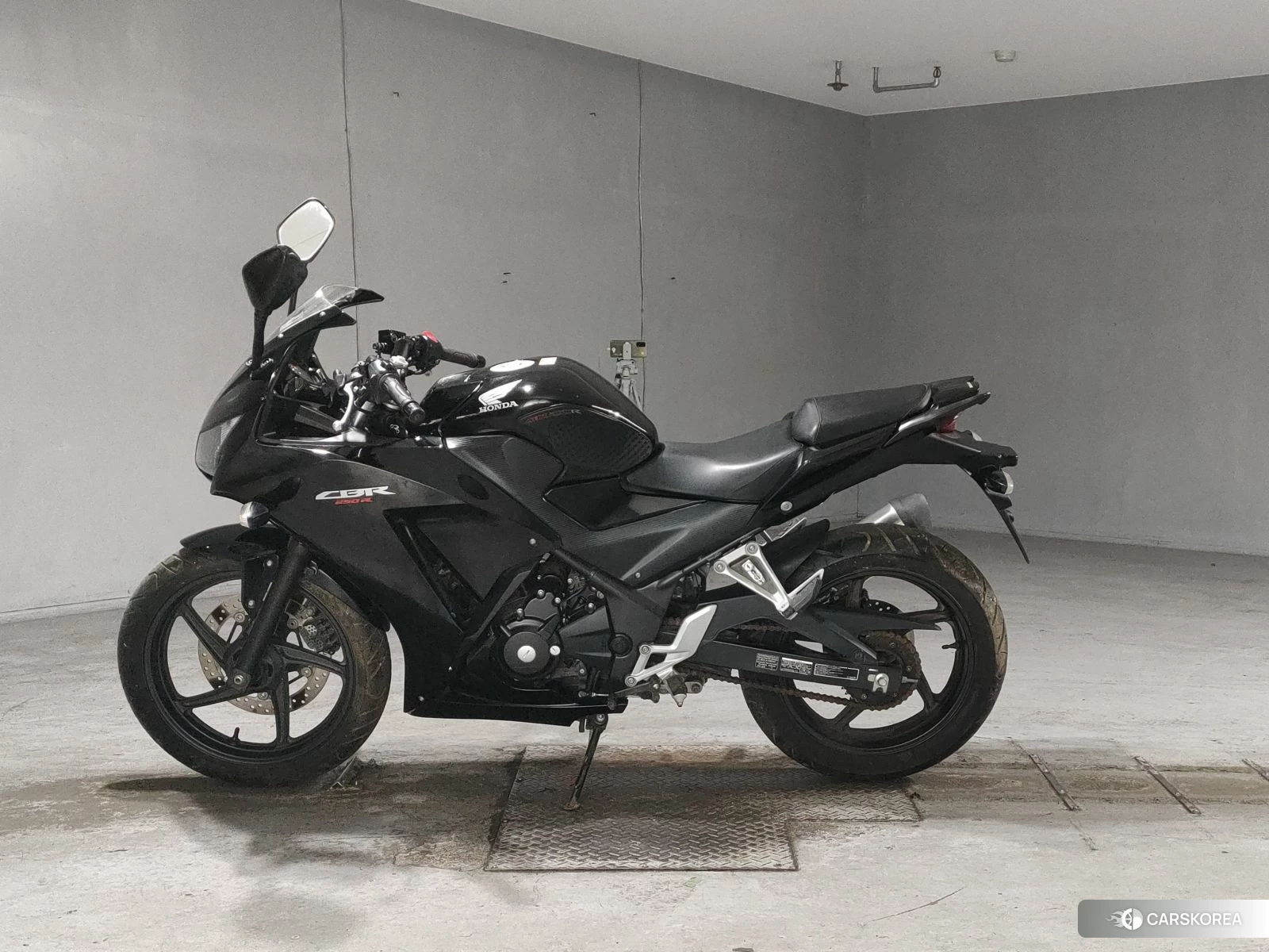 Проданный Honda CBR250R id 4193753 из Японии, фото 3