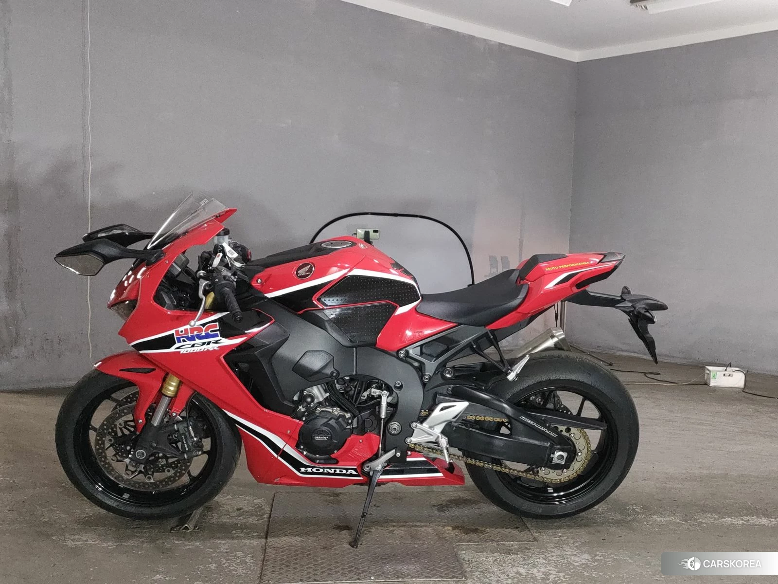 Проданный Honda CBR1000RR id 4206240 из Японии