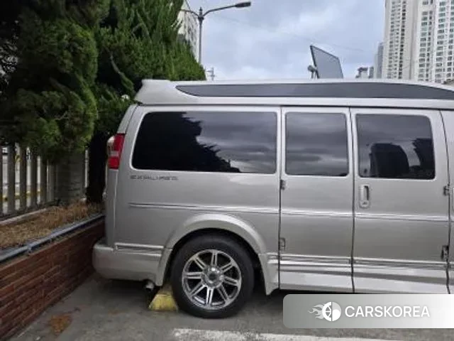Chevrolet Express Van 2019 Серебряный из Кореи, фото 3