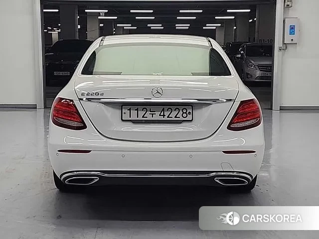 Mercedes-Benz E-Class W213 id 3469269 из Кореи 13