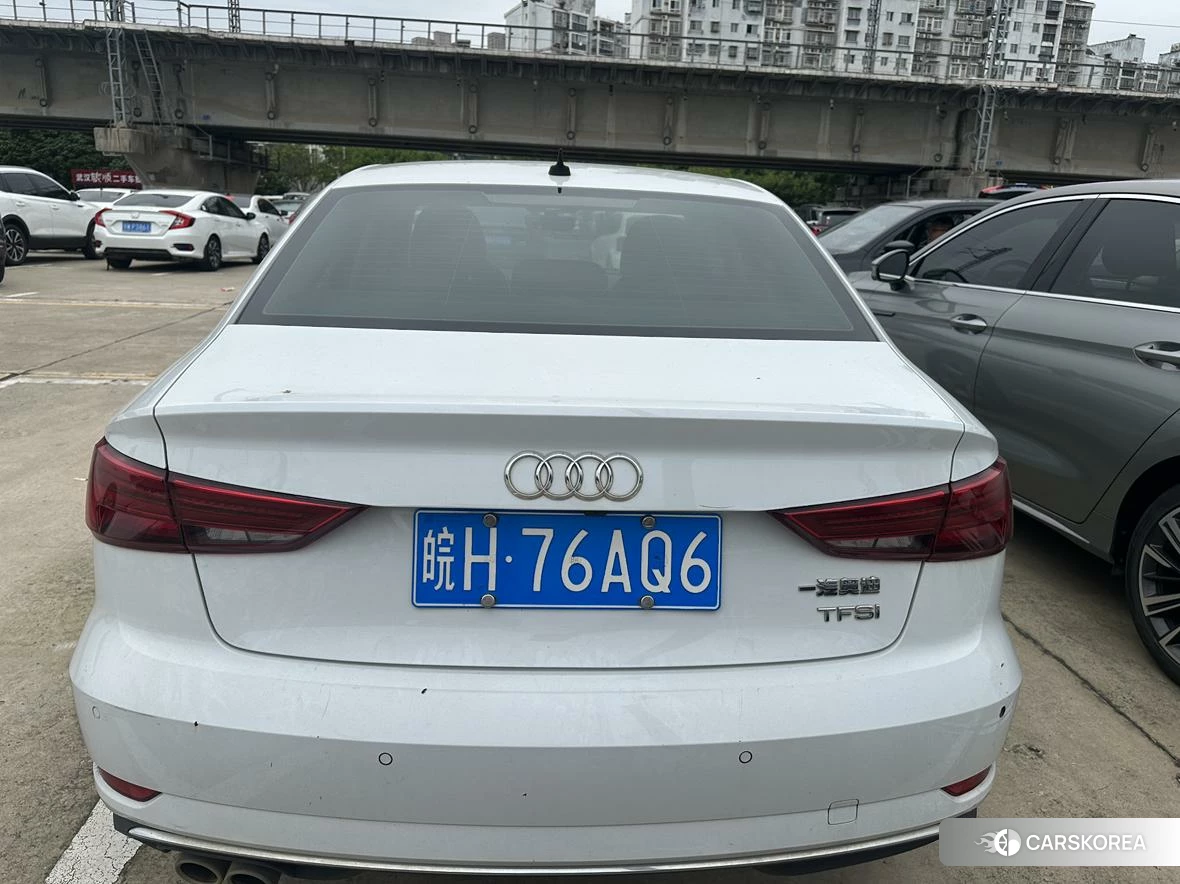 Audi A3 2019 Белый из Китая, фото 3