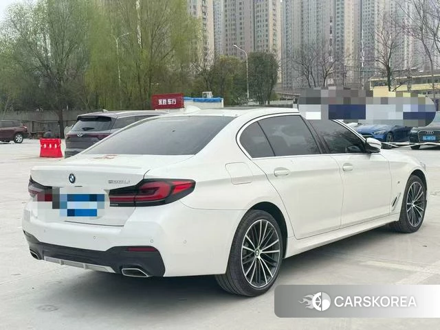 BMW 5 series 2022 Белый из Китая, фото 3