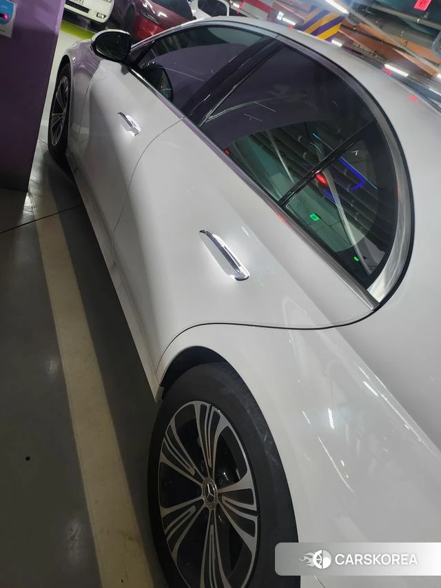Mercedes-Benz E-Class W214 2024 Белый из Кореи, фото 3