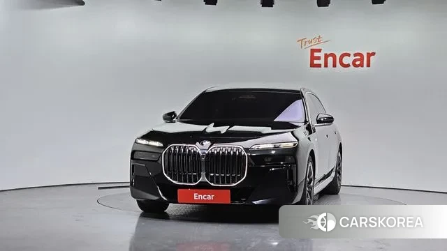 BMW 7 Series (G70) id 3353972 из Кореи 13