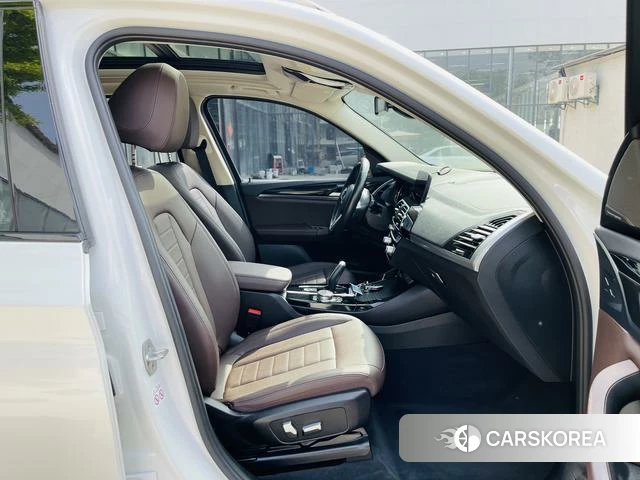 BMW X3 id 4210299 из Китая 13