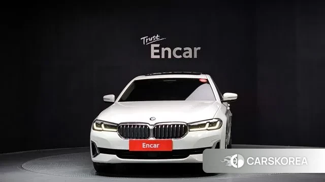 BMW 5 Series (G30) id 3407286 из Кореи 13