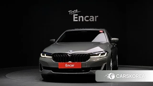 BMW 5 Series (G30) id 3503487 из Кореи 13