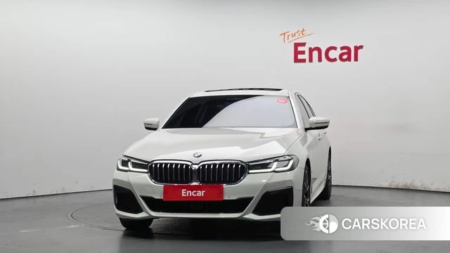 BMW 5 Series (G30) id 4309829 из Кореи 23
