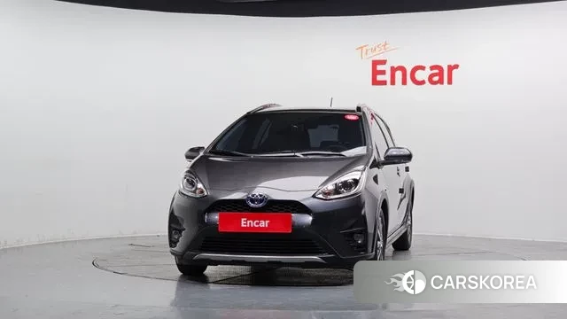 Toyota Prius C id 3473999 из Кореи 13