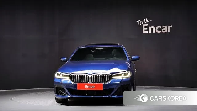 BMW 5 Series (G30) id 3335488 из Кореи 13