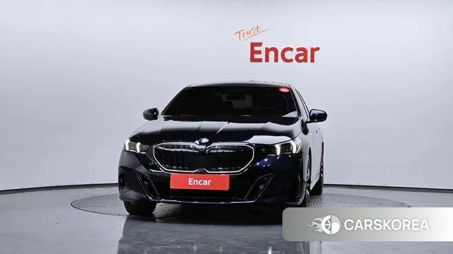 BMW 5 Series (G60) id 4229971 из Кореи 13