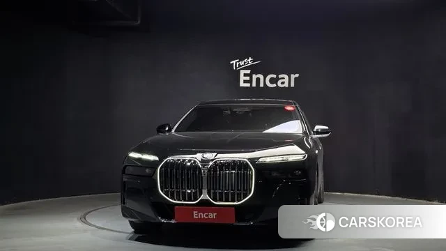 BMW 7 Series (G70) id 3288861 из Кореи 13