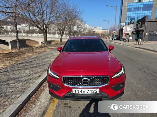 Volvo V60 Cross-Country 2nd Generation id 3695537 из Кореи 13