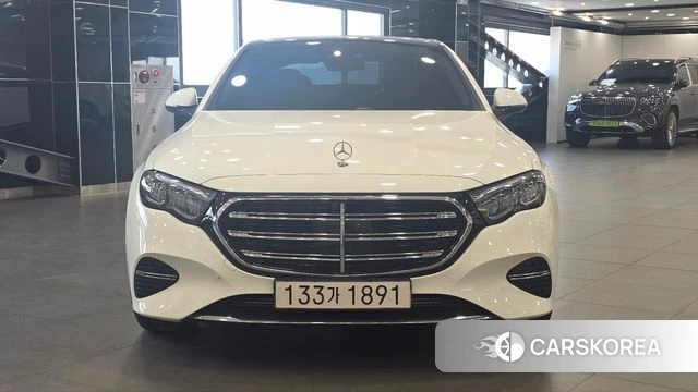 Mercedes-Benz E-Class W214 2025 Белый из Кореи, фото 3