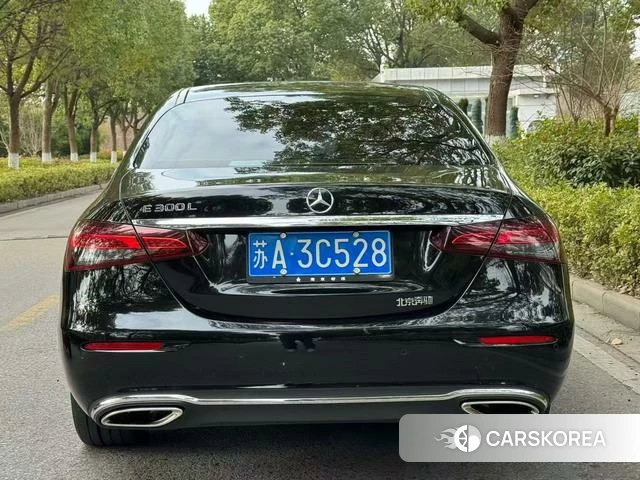 Mercedes-Benz E-class id 4307354 из Китая 7