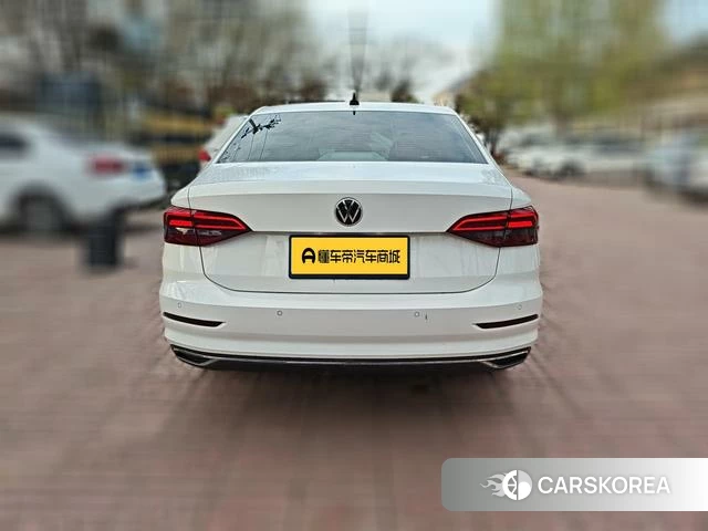 Volkswagen Lavida 2021 Белый из Китая, фото 3
