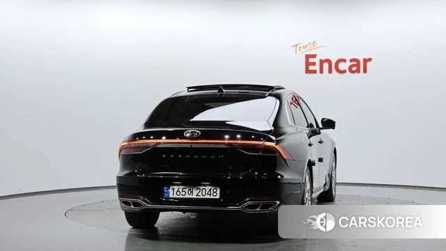 Hyundai The New Grandeur IG Hybrid id 4303936 из Кореи 23