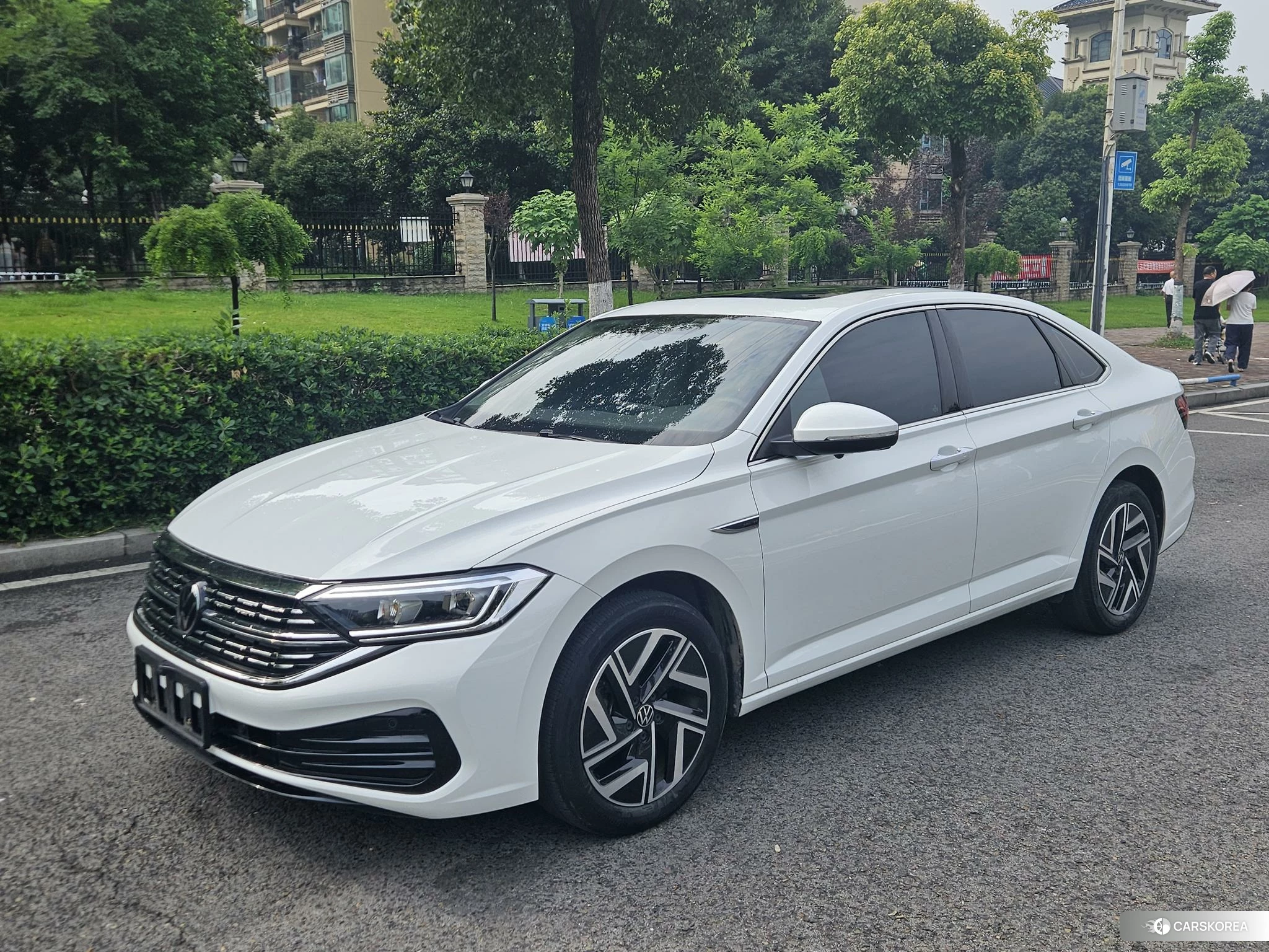 Volkswagen Sagitar 2022 Белый из Китая, фото 3