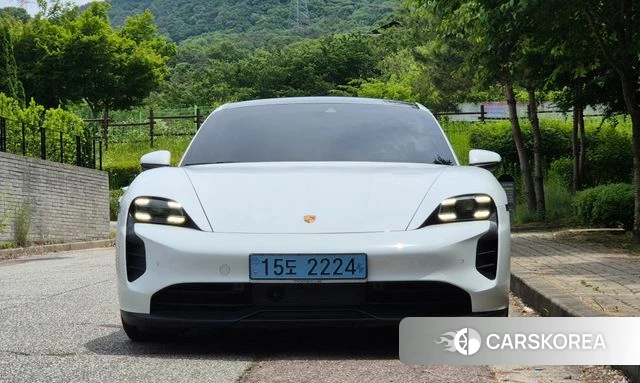 Porsche Taycan 2021 Белый из Кореи, фото 3