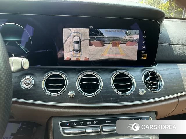 Mercedes-Benz E-class id 3856285 из Китая 19