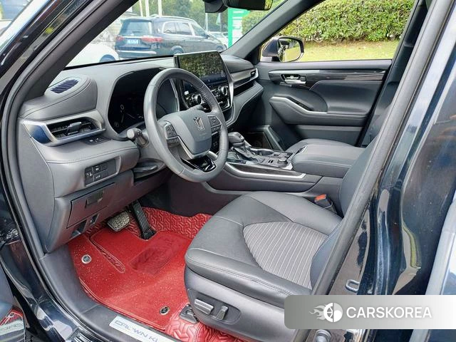 Toyota Crown Lufang 2023 Черный из Китая, фото 3