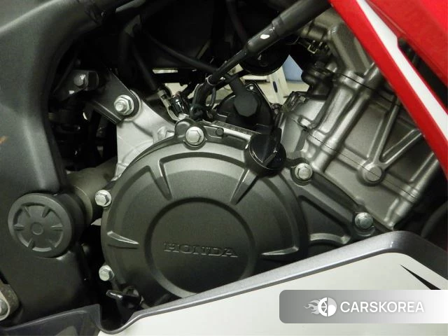 Engine photo