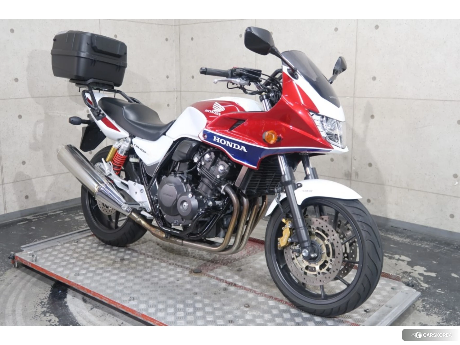 Проданный Honda CB400SF BOLDOR ABS id 4184779 из Японии