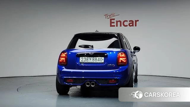Mini Cooper S id 4446890 из Кореи 23